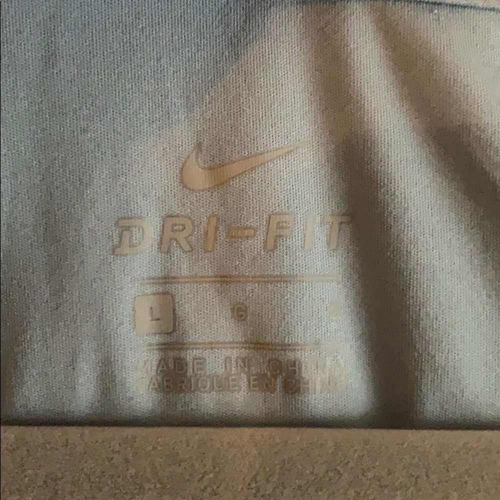 Nike Dri Fit Tee - Picture 2 of 4